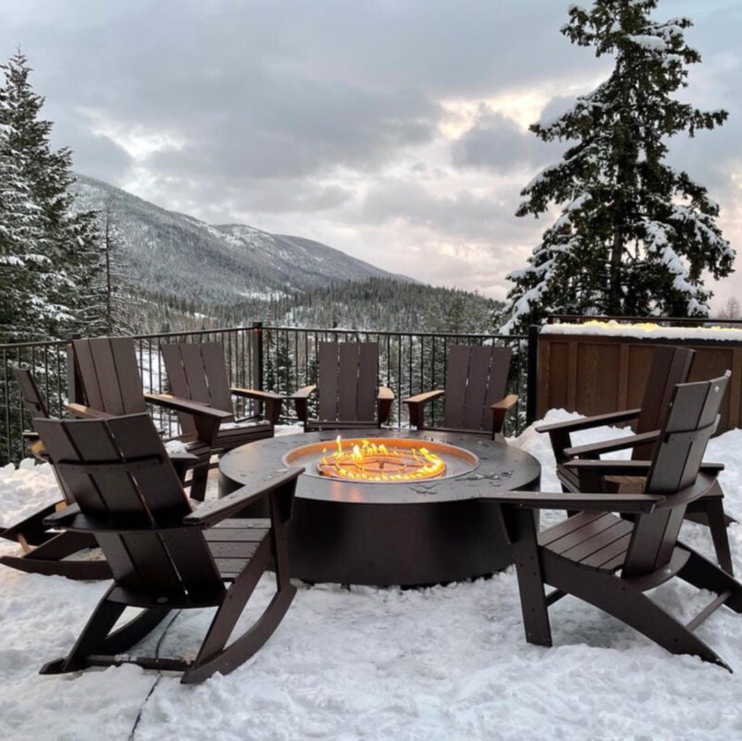 Stylish and durable fire pits for outdoor living, available at Fireplace Bros — perfect for backyard gatherings, patios, and cozy evenings by the fire.