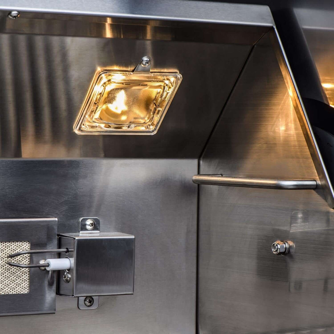 Parrilla empotrada Blaze Professional LUX de 34 pulgadas y 3 quemadores con quemador infrarrojo trasero - BLZ-3PRO-NG/LP