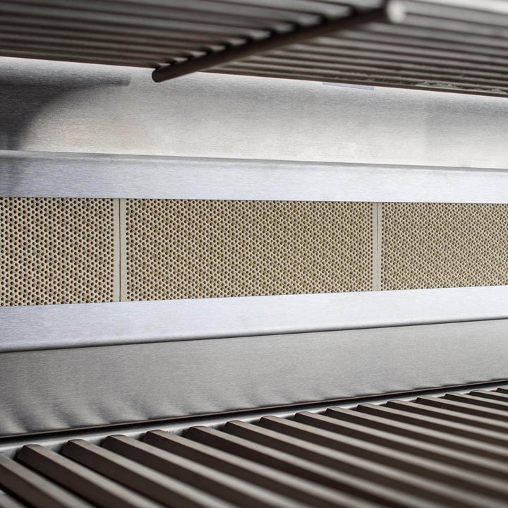 Parrilla de gas independiente Blaze Professional LUX de 44 pulgadas y 4 quemadores con quemador infrarrojo trasero - BLZ-4PRO-NG/LP