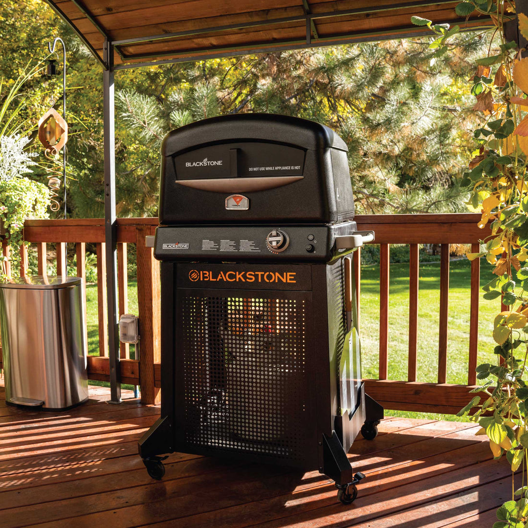 Blackstone pizza oven out on a patio.