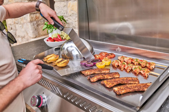 Napoleon Built-In 700 Series 32 Griddle features premium 304 stainless steel construction, dual U-shaped burners delivering 24,000 BTUs across 500 sq.in. cooking area.