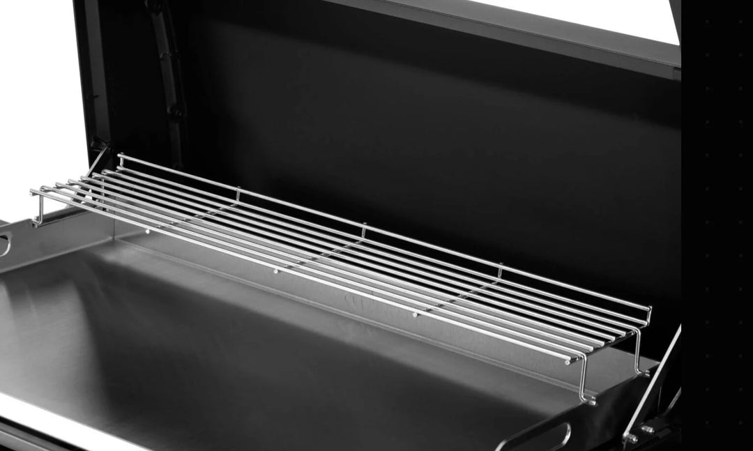 Napoleon Rogue PRO Phantom 30 Inch Griddle features rugged matte black finish and 430 stainless steel cooktop for superior heat retention and durability.