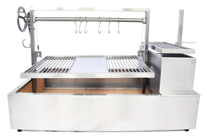 Tagwood XL Built-In Santa Maria Style Grill: Durable #304 stainless steel construction with firebrick insulation rated above 1500 °C, featuring a 1103 sq. in. total grilling area and adjustable elevation system for precise cooking control.