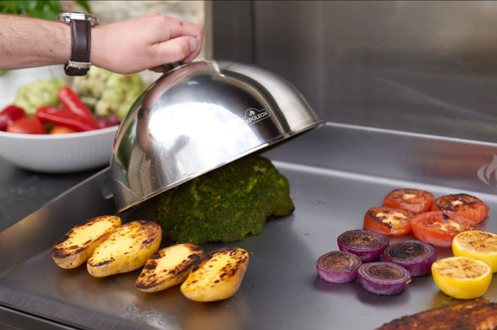 Napoleon Built-In 700 Series 32 Griddle, premium 304 stainless steel construction, dual U-shaped burners, 500 sq.in. cooking surface, one-touch ignition and SafetyGlow Plus control knobs.