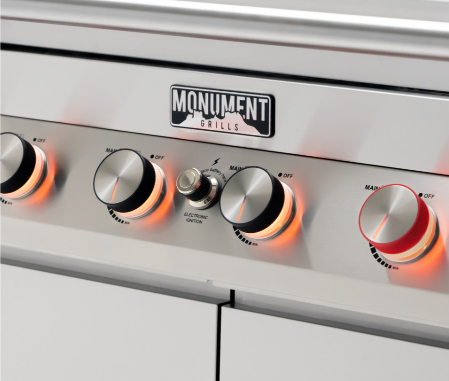 Monument Grills "D605 Pro" Gas Grill - Denali Series