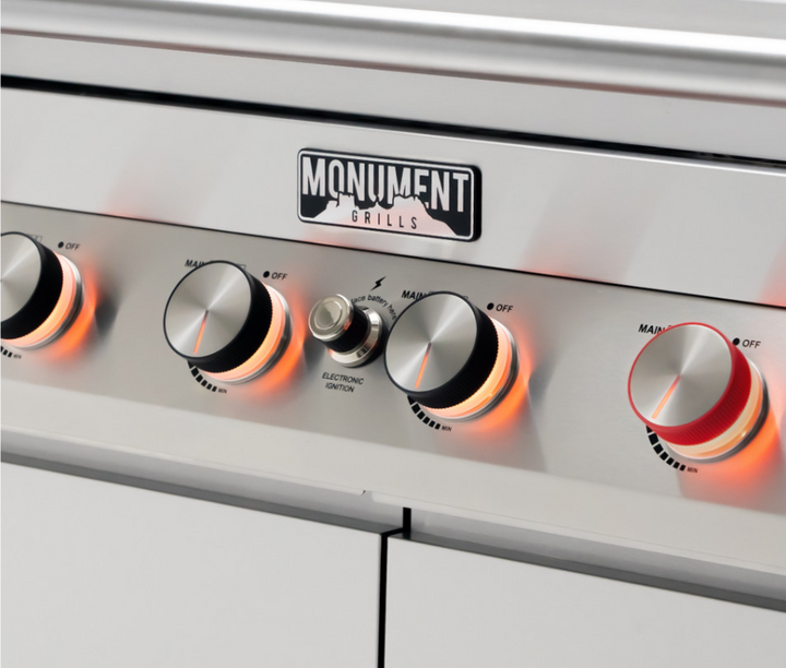 Monument Grills "D605 Pro" Gas Grill - Denali Series