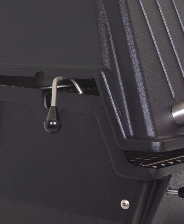 Broilmaster Premium Series Package With In-Ground Post features stainless steel in-ground post for sleek, space-saving installation, 695 sq. in. cooking area, and up to 40,000 BTUs of even heat with Stainless Steel Bow Tie Burner.