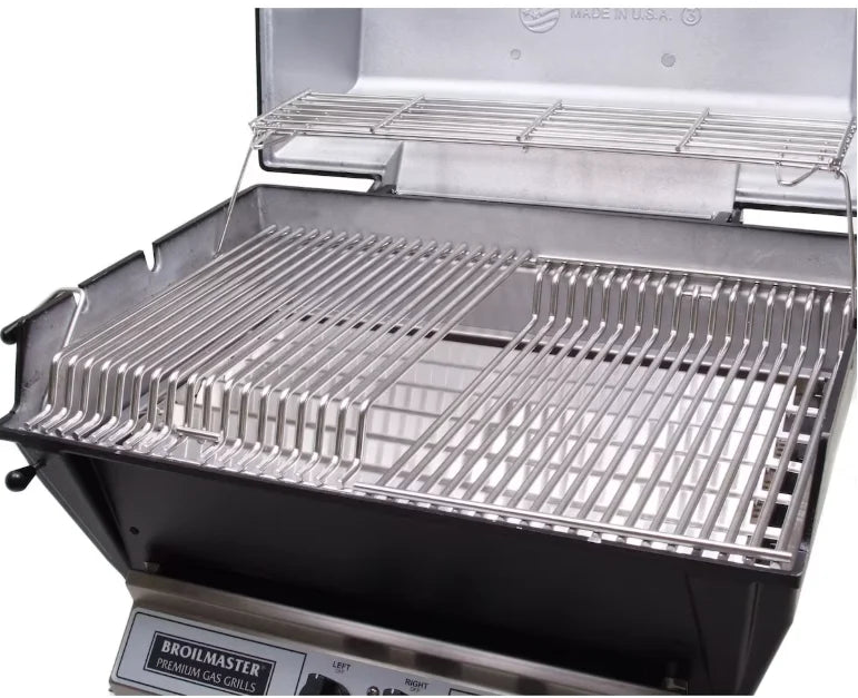 Broilmaster Premium Series Package With In-Ground Post, featuring heavy-duty cast aluminum construction, stainless steel bow tie burner delivering 40,000 BTUs, multi-level cooking grids and retract-a-rack for versatile cooking options.