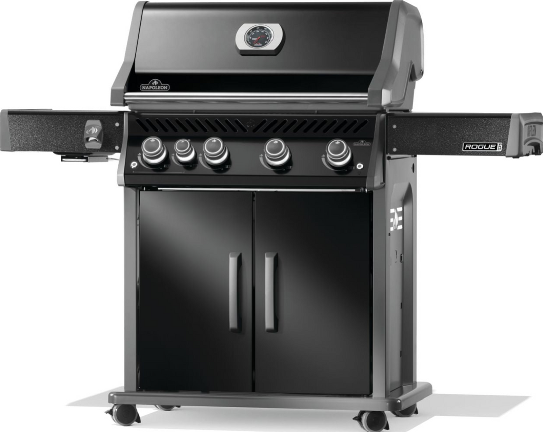 Napoleon Rogue® PRO 525 with Premium Black Finish & Infrared Side Burner