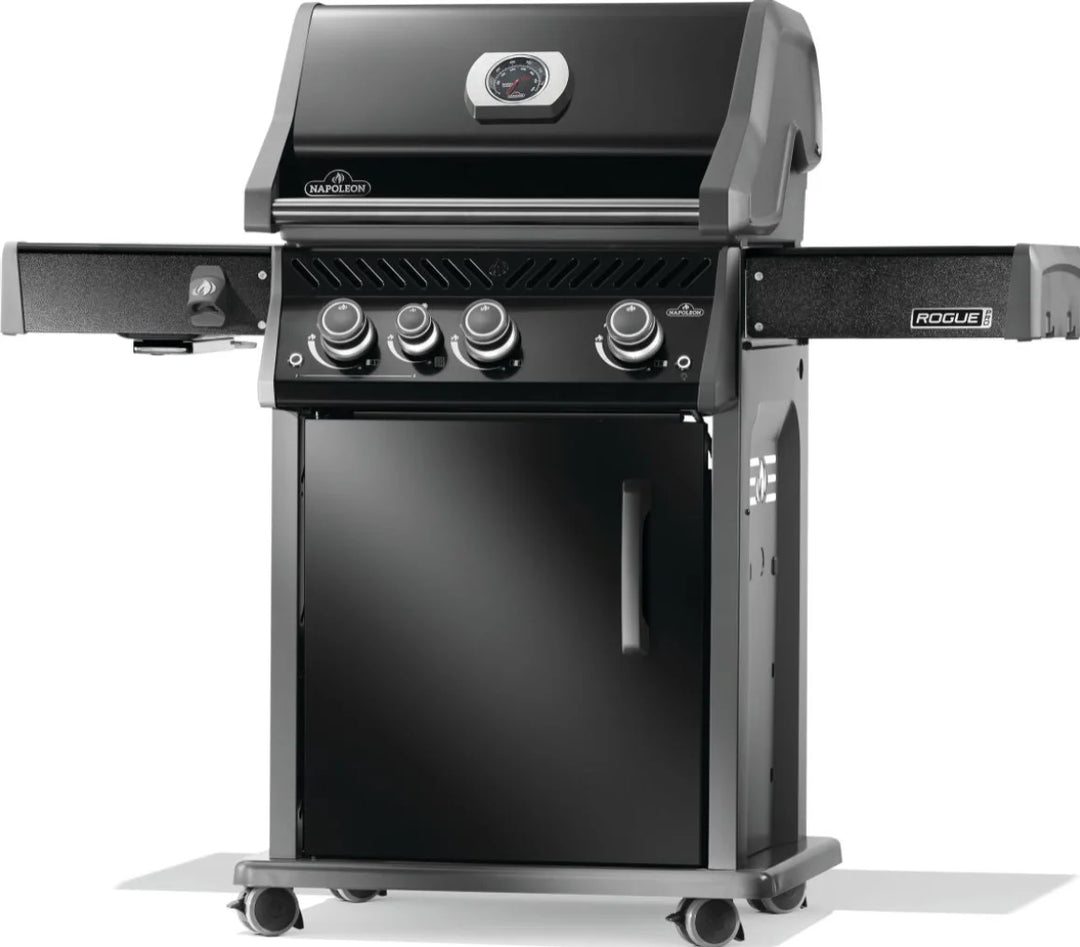 Napoleon Rogue PRO 425 SIB with Premium Black Finish: High-performance natural gas grill featuring three precision burners, porcelainized cast iron grids for even heat and signature sear marks, and an integrated infrared side burner for steakhouse-level temperatures and sauces.
