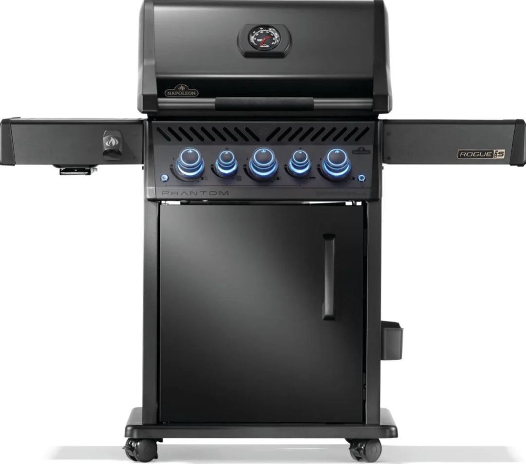 Napoleon Phantom Rogue PRO-S 425 RSIB – Matte Black outdoor grill featuring five burners, infrared rotisserie burner, SIZZLE ZONE side burner, and stainless steel cooking grids.