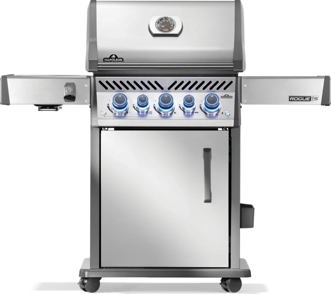 Napoleon Rogue PRO-S 425 RSIB with Infrared Side and Rear Burner: High-performance grill featuring five burners, including SIZZLE ZONE infrared side burner for searing heat and rear rotisserie burner for even roasting.