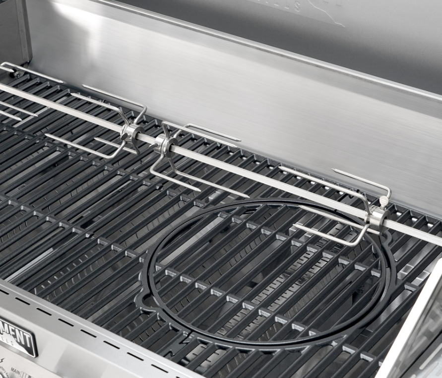 Monument Grills "D605 Pro" Gas Grill - Denali Series