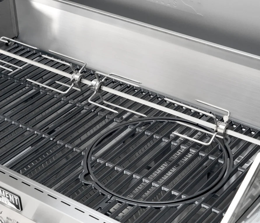 Monument Grills "D605 Pro" Gas Grill - Denali Series