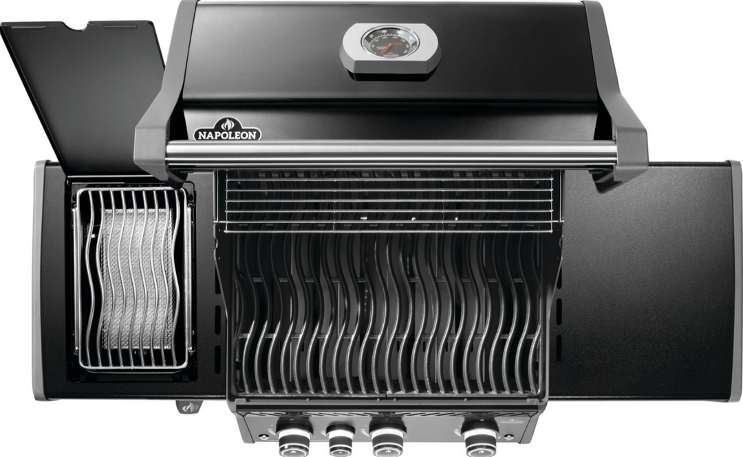 Napoleon Rogue® PRO 425 SIB with Premium Black Finish