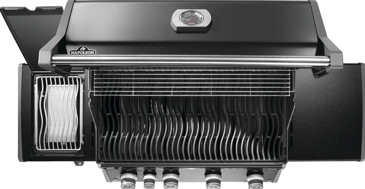 Napoleon Rogue PRO 525 Black Natural Gas Grill with Infrared Side Burner features four main burners, porcelainized cast iron grids, and an integrated infrared SIZZLE ZONE side burner for professional-grade searing, roasting, and smoking.