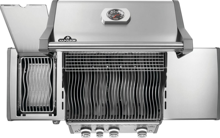 Napoleon Rogue® PRO 425 SIB with Infrared Side and Rear Burner