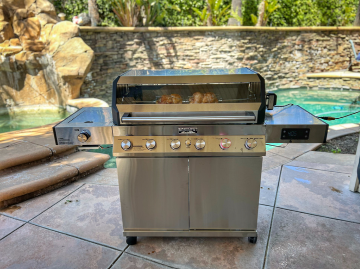 Monument Grills "D605 Pro" Gas Grill - Denali Series