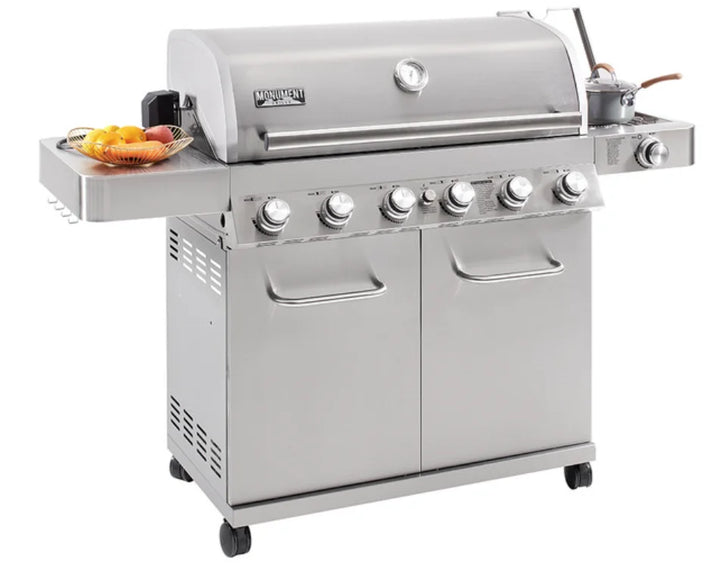 Monument Grills '77352' Stainless Steel Gas Grill with Free Rotisserie Kit - Classic Series: A high-performance freestanding BBQ with 6 x 304 stainless steel burners, side burner, and included rotisserie kit, delivering 84,000 total BTUs of cooking power across 880 sq. in. of cooking area.