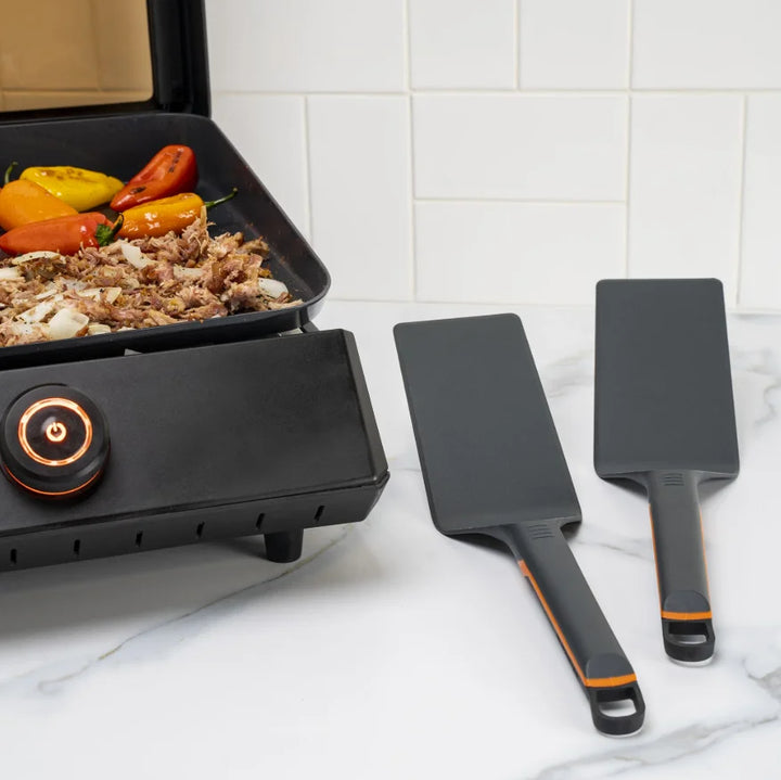 Blackstone E-Series Griddle Accessories Kit (4 Pieces) - Complete toolkit with heat-resistant nylon spatulas, scraper, and tongs for everyday cooking on your coated E-Series griddle.