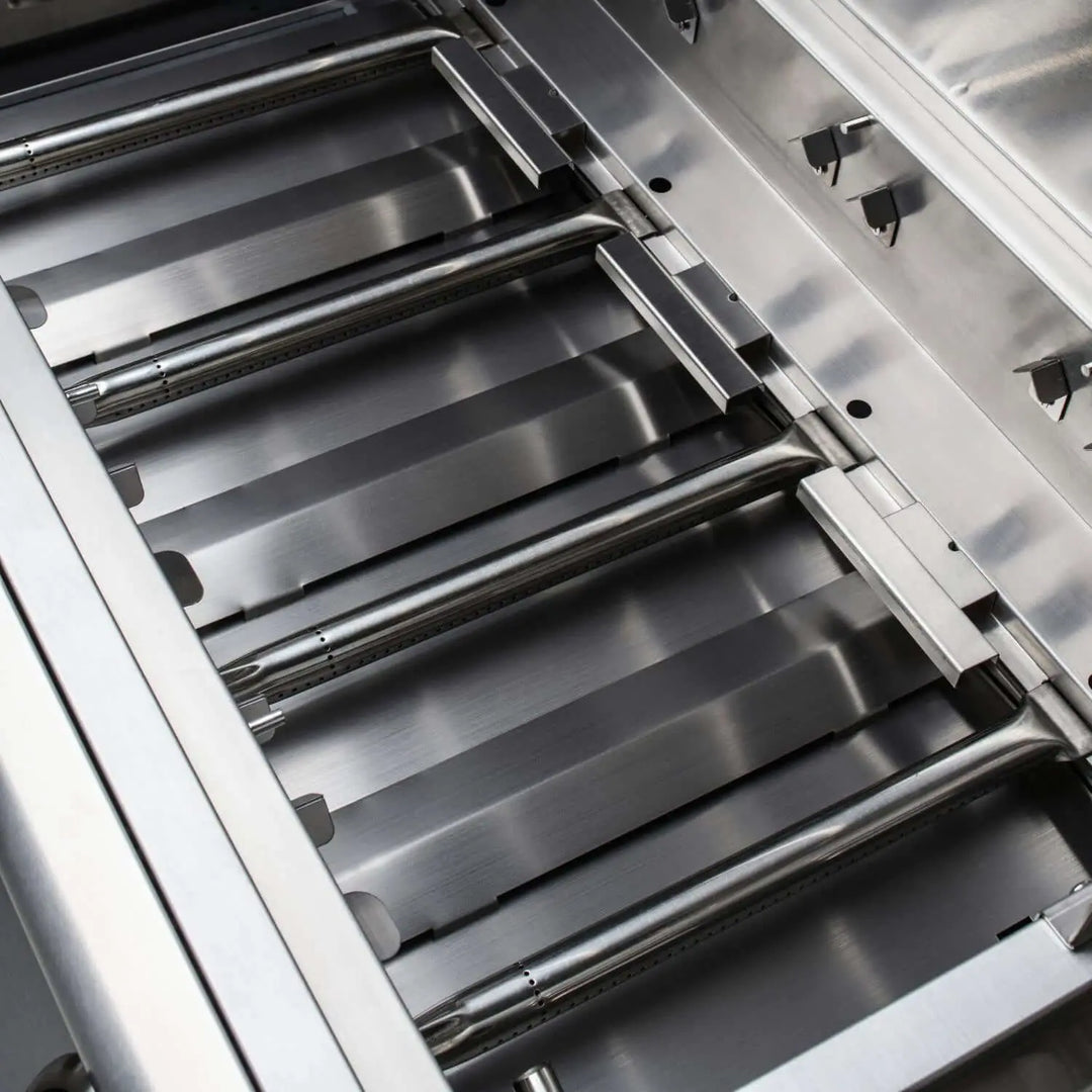 Blaze Prelude LBM 32" Built-In Gas Grill: Heavy-duty 304 stainless steel construction, four commercial-grade burners producing 56,000 BTUs across 715 square inches of cooking surface with heat zone separators and flame-stabilizing grids for precise temperature control and reduced flare-ups.