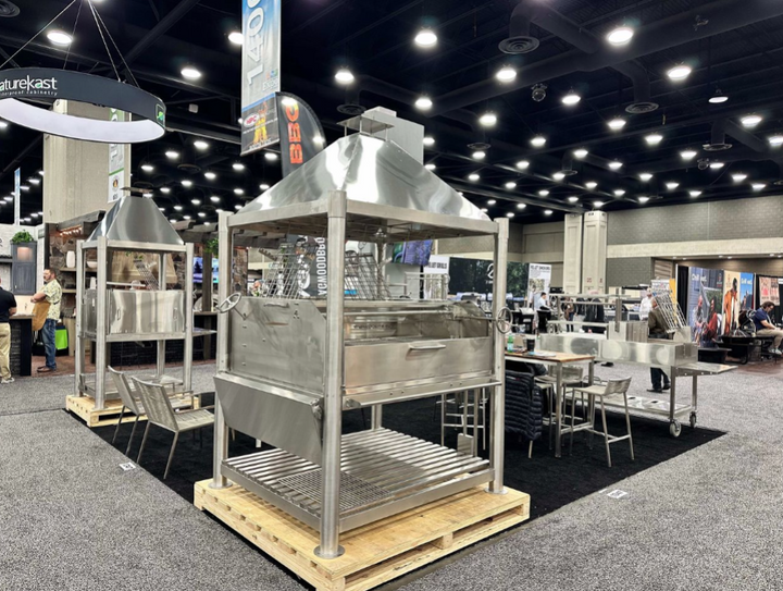 Tagwood "The Silver Bullet XL" Santa Maria Style Grill - Stainless Steel