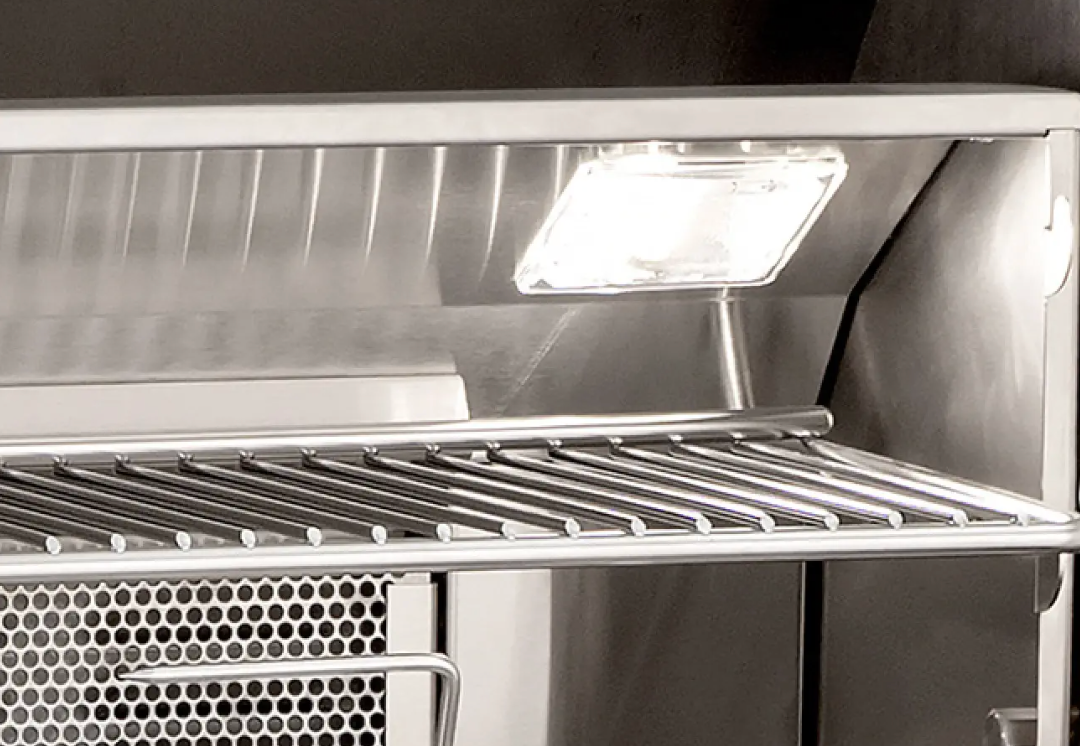 Fire Magic 30" Aurora A660i Analog Built-In Gas Grill