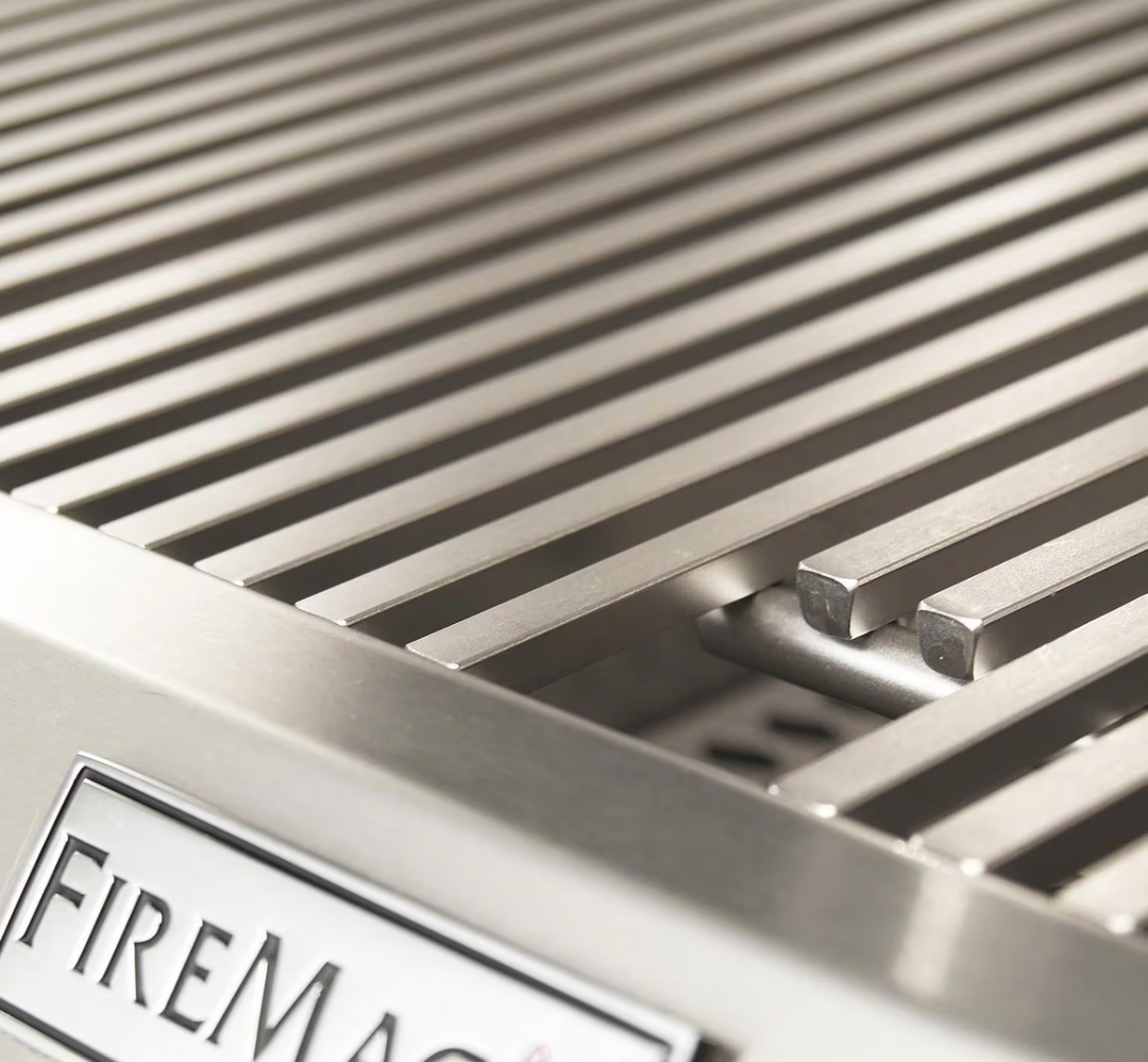 Fire Magic Aurora A830i Built-In Gas & Charcoal Combo Grill