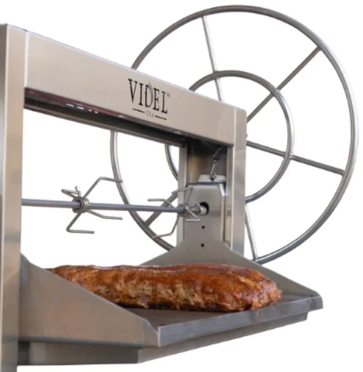 Videl USA Brasa II Santa Maria Style Grill features 838.5 sq in cooking area, heavy-duty 304 stainless steel construction, and adjustable Santa Maria-style elevation system for expert heat control.