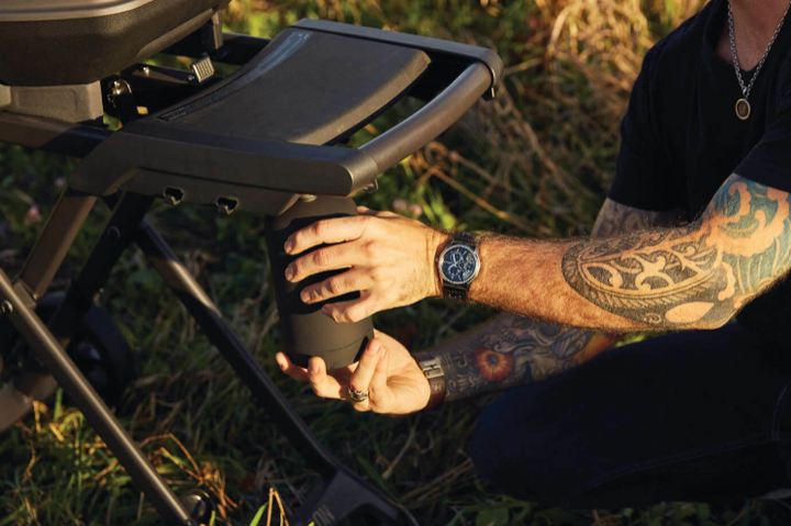 Napoleon Phantom TravelQ® PRO 285 Portable Gas Grill with Scissor Cart