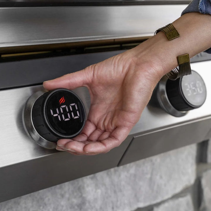 Blackstone 30” Electric Drop-In Griddle featuring a 30" Omnivore Griddle Plate with three independently controlled heat zones for precise temperature control and digital temperature readouts in a stainless steel construction.
