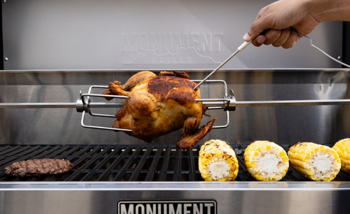 Monument Grills "D605 Pro" Gas Grill - Denali Series