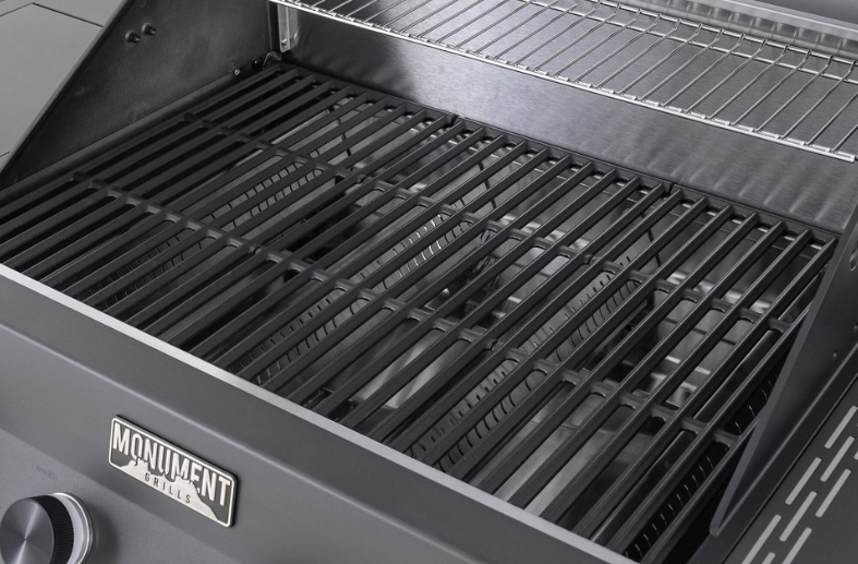 Monument Grills "E425" Gas Grill - Eminence Series