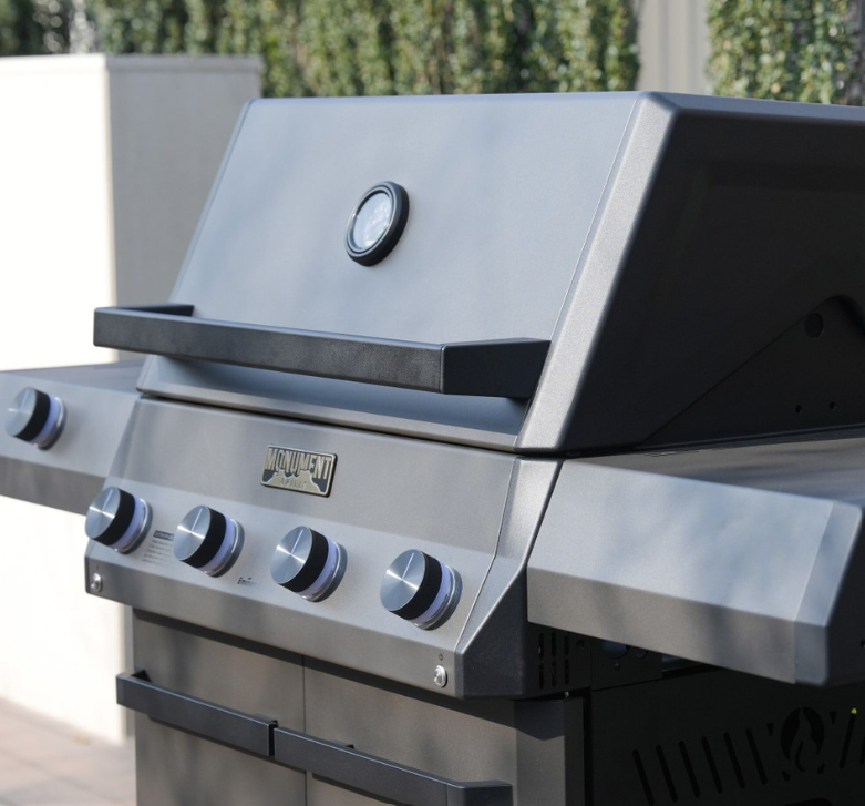 Monument Grills "E425" Gas Grill - Eminence Series