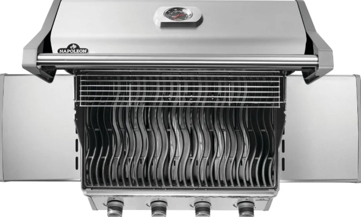 Napoleon Rogue 525 Gas Grill in stainless steel, featuring four high-performance burners, WAVE porcelainized cast iron cooking grids, and space-saving folding side shelves.